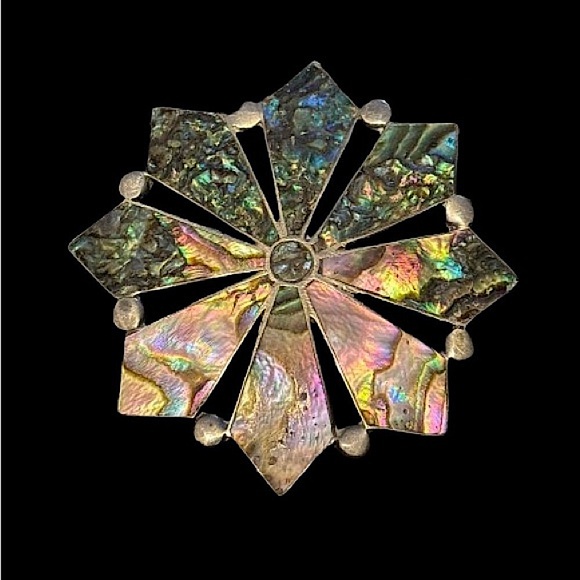 Vintage Unisex Elegant Abalone Shell Flower Brooch on Silver - Picture 6 of 8